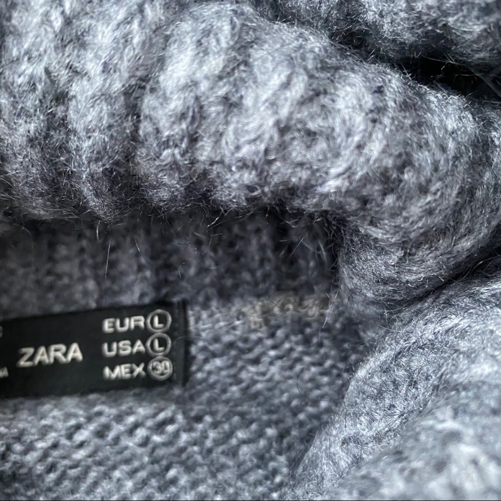 Zara Large Turtleneck Sweater - Picture 5 of 8